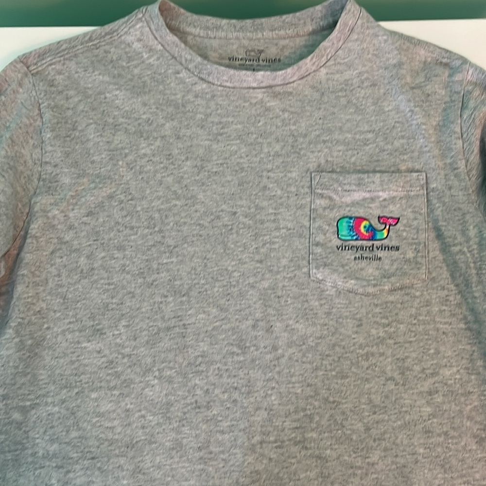 Vineyard Vines Asheville shirt - Picture 2 of 2